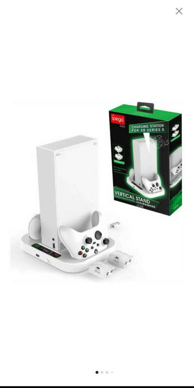 Многофункциональная охлаждающая подставка (док-станция) DOBE для игровой приставки XBOX Series S с зарядкой для геймпадов + 2 аккумулятора