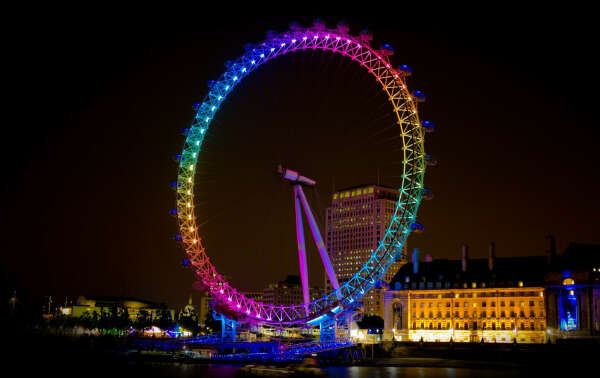 to visit London Eye