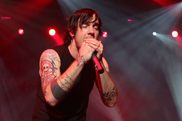 Концерт Adam Gontier