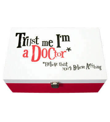Коробка для вещей Trust Me Im A Doctor