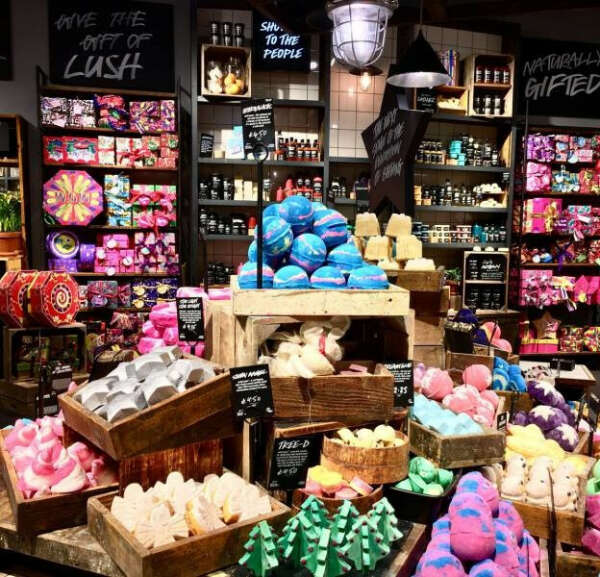 Косметика из LUSH