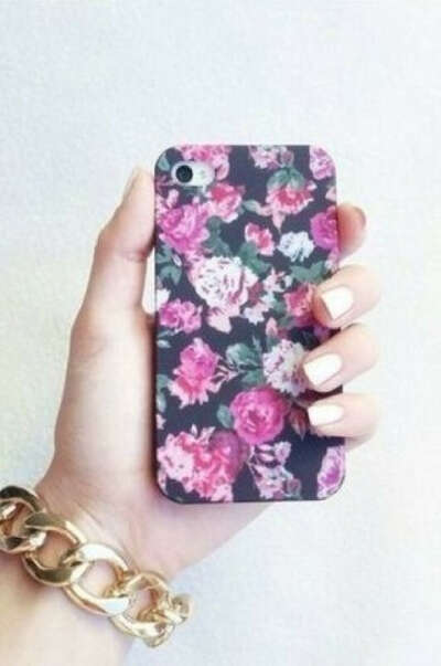 Чехлы на iPhone 4s