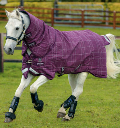 Rhino Plus with Vari-Layer Rug Turnout - Unique barrier technology - Horseware Ireland