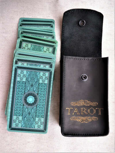 Кожаный футляр для карт Таро
