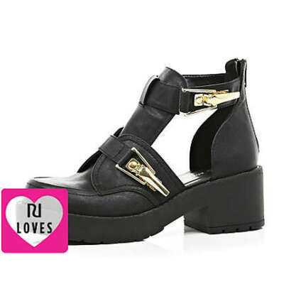 Black chunky buckle cut out boots