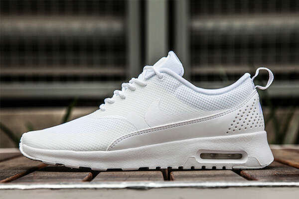 Nike Airmax Thea Triple White