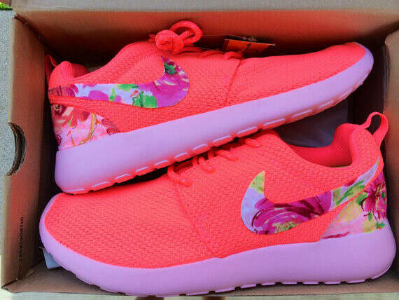 Custom Women&#039;s Nike Roshe Run Floral Swoosh