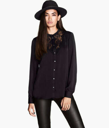 Атласная блузка – от H&M
