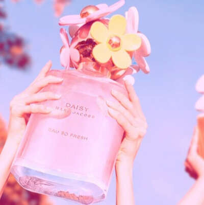 Daisy by Marc Jacobs