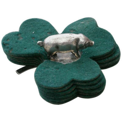 Edwardian Novelty Silver Pig & Shamrock Pen Wipe, Sampson Mordan, Chester, 1909