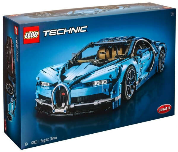 Конструктор LEGO Technic Bugatti Chiron 3599 деталей