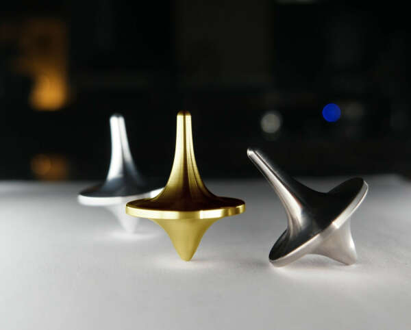 ForeverSpin™ World Famous Metal Spinning Tops