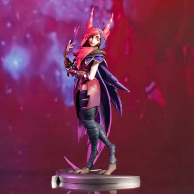 Xayah Unlocked Statue