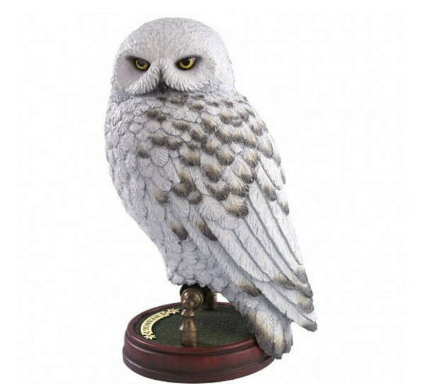 Фигурка Букли — Noble Collection Harry Potter Magical Creatures Hedwig 24 cm - купить в GeekZona.ru