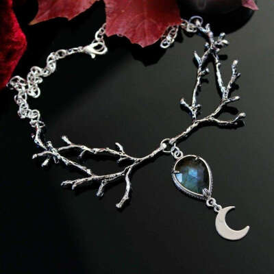 Darkness Falls Choker