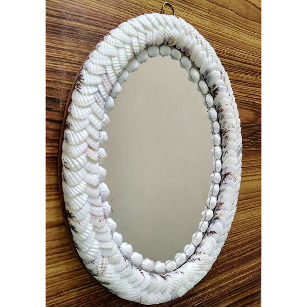 Seashell mirror