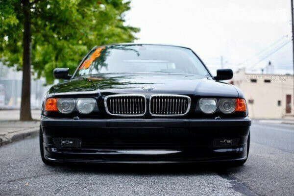 BMW 7 series (E38)