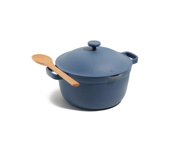 Perfect pot with a steamer plate