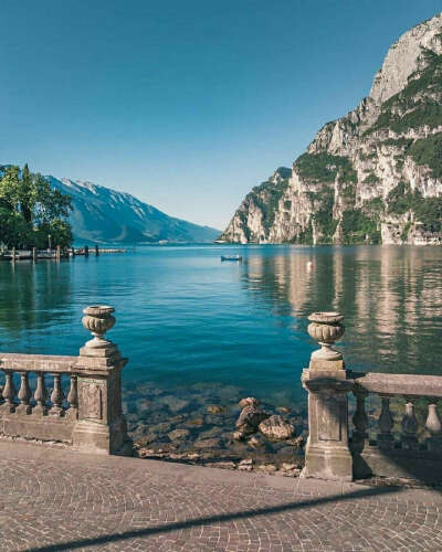 Посетить озеро Гарда в Италии