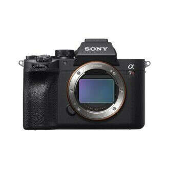 Sony α7R IV 35 mm full-frame camera with 61.0 MP
