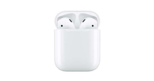 Купить наушники AirPods в зарядном футляре