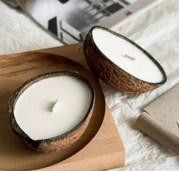 Ароматическая свеча в кокосе