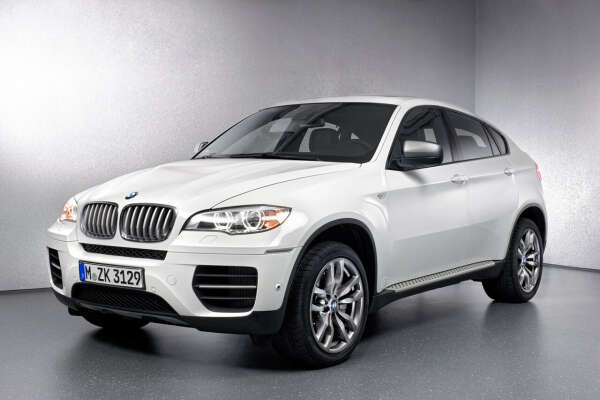 машина BMW X6