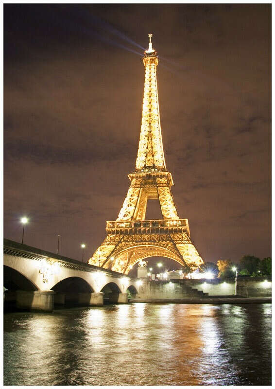 Поехать в Париж