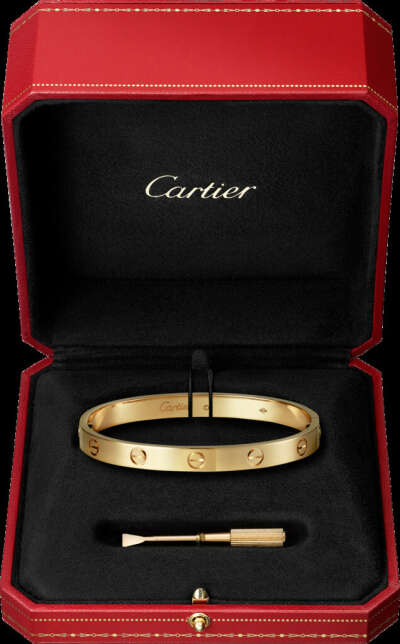 получить в 2018  подарок браслет cartier love