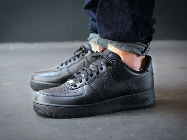 Nike Air Force 1 Mid&#039;07