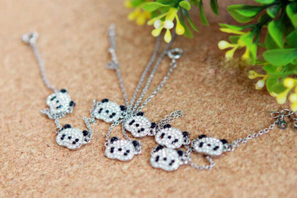 Korea Fashion Sweet Style Three Little Panda Bracelet