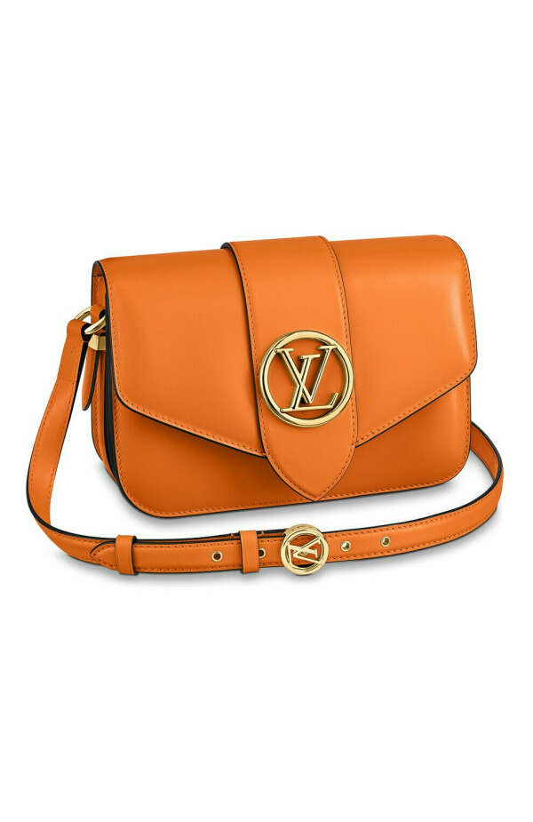 Сумки виттон цум. Сумка Louis Vuitton оранжевая. Женская оранжевая сумка кожаная маленькая. Сумка оранжевая женская купить через плечо. Сумка Гаярд цена оранжевая женская оригинал.