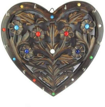 Heart-shaped Wooden Key Holder (10 Hooks)