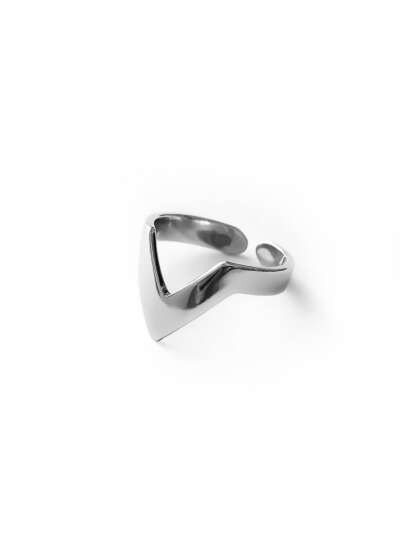 Серебряное кольцо «Треугольник» на верхнюю фалангу