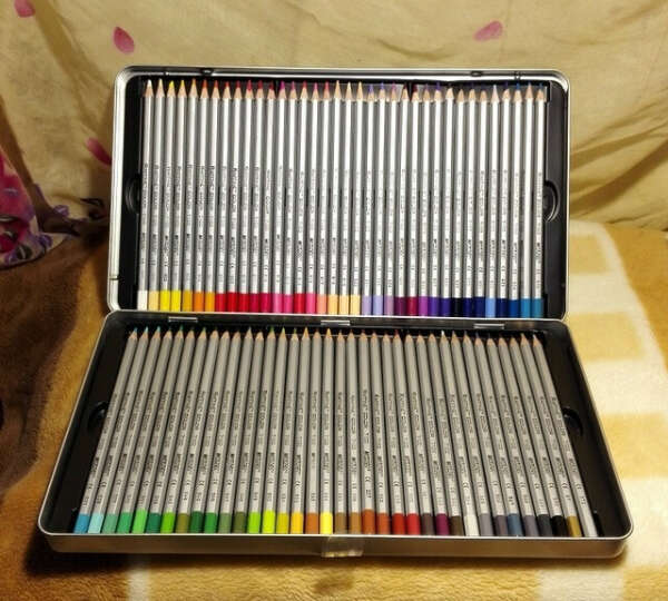 72 шт. цветные карандаши