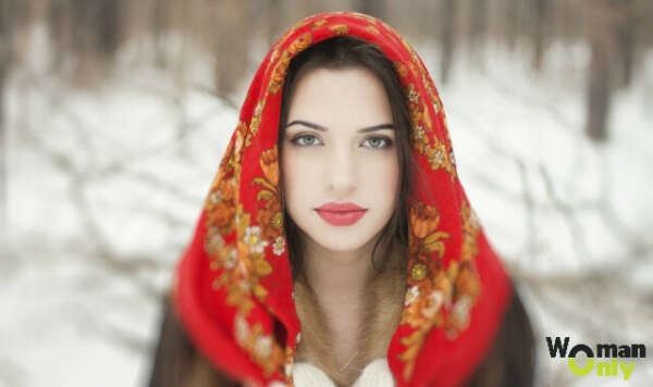 Красный павлопосадский платок