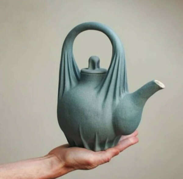 Необычный чайник керамика
