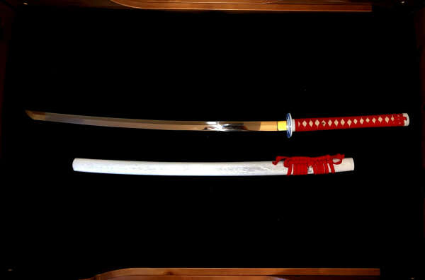 Хочу настоящий самурайский меч, выкованный мастерами из японии