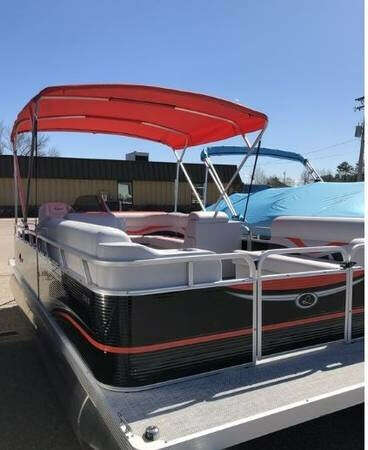 2019 Qwest Pontoons 820 Lanai Cruise Adventure