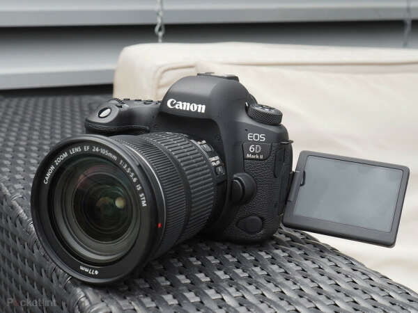 Фотоаппарат Canon EOS 6D Mark II Kit