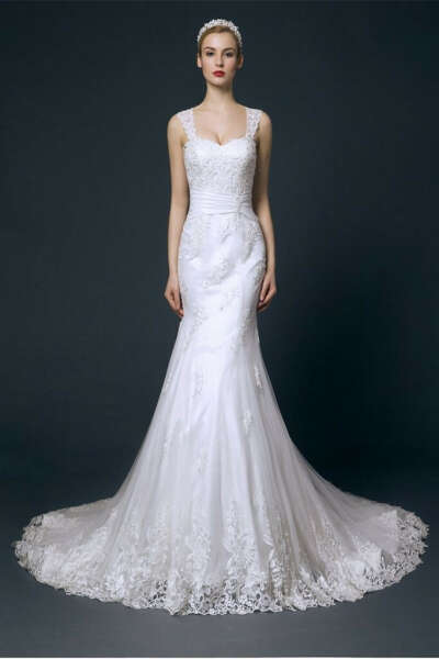 Charming Long Mermaid Lace Wedding Dresses With Straps PFW0292