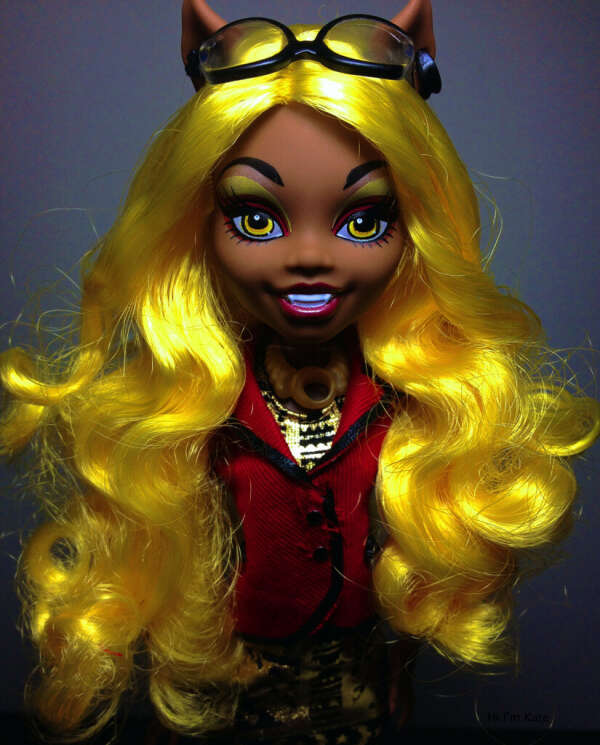 Monster High Clawdia Wolf Frights, Camera, Action!