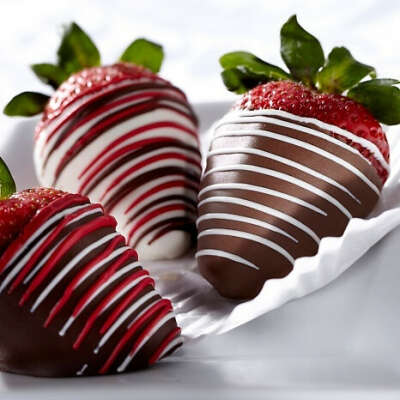 Hand-Dipped Gourmet Chocolate Strawberries - 12-Count at HSN.com