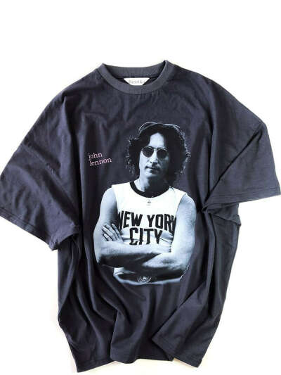 Футболка Retrika John Lennon Extra oversize