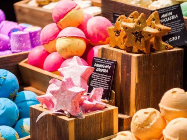 Бoмбочки и пены для ванн из Lush