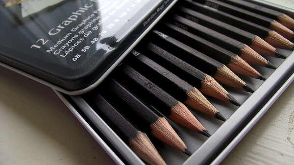 graphite pencil set