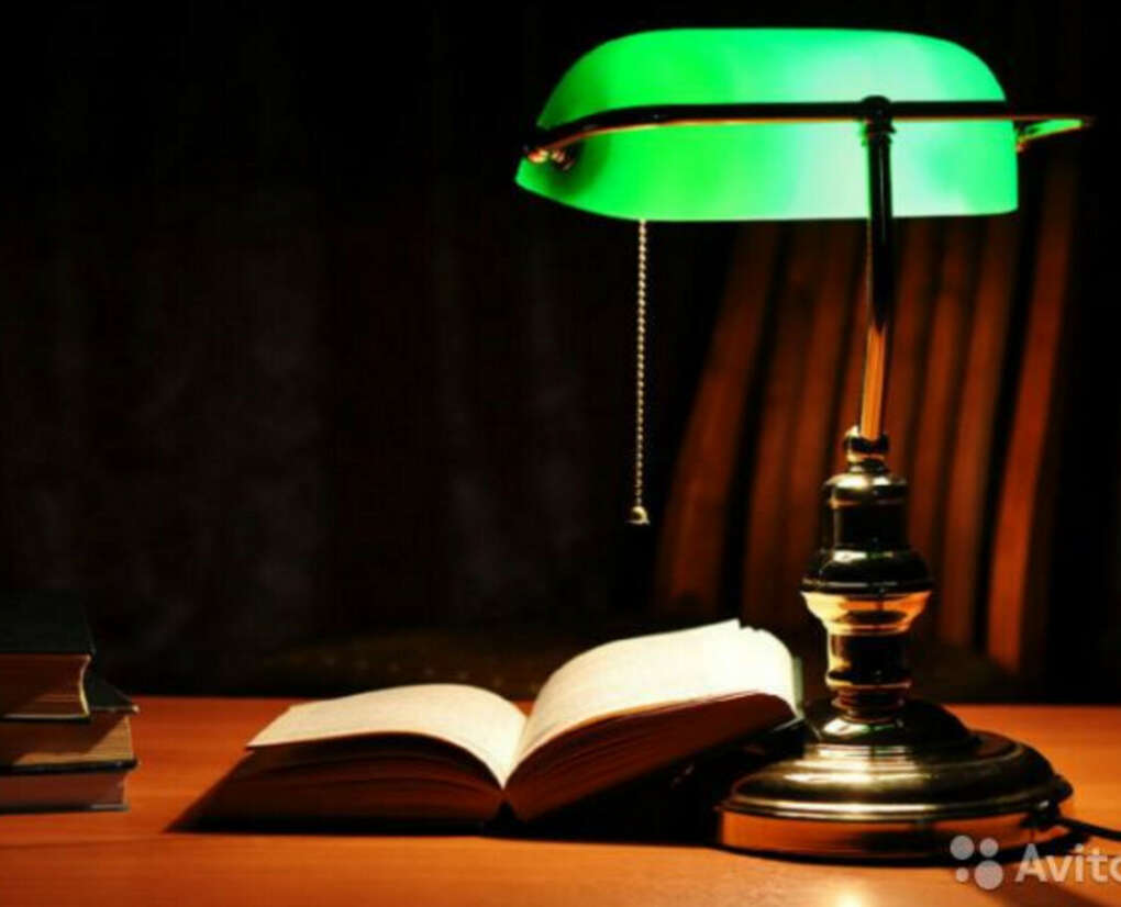 Настольная зеленая лампа (библиотечная) : желание @golubev Yegor Golubev