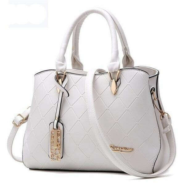 Milky White Diamond Pattern Shoulder Bag