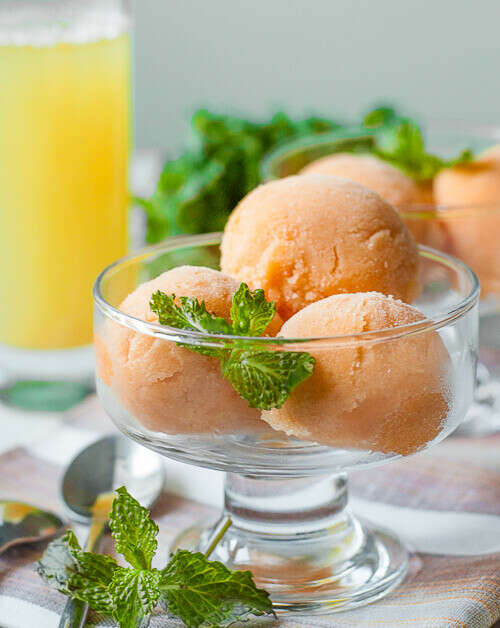 Персиковое мороженое