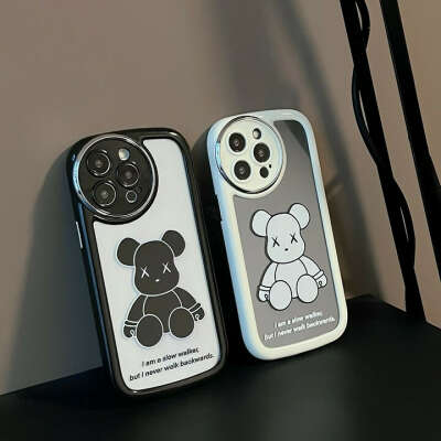 ベアブリック iphone15ケース 可愛い くま サークルレンズ保護 bearbrick アイフォン15ケース クリア 白黒 電気メッキ-Cutezaka
